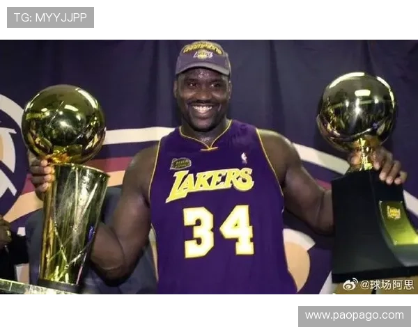 哈登如同被命运捉弄的超级英雄忘却了珍惜职业生涯的黄金时光 哈登如同被命运捉弄的超级英雄忘却了珍惜职业生涯的黄金时光